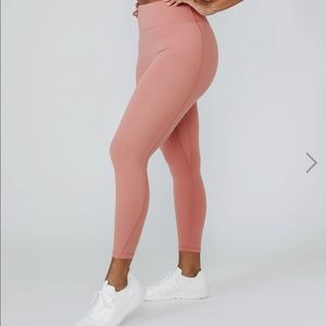 NWT ACTA Flux 2.0 Leggings